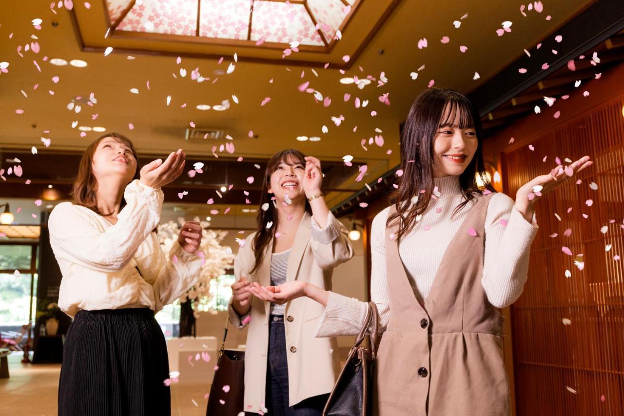 Yamanakaonsen Ohanami Kyubei Kaga  Exterior photo