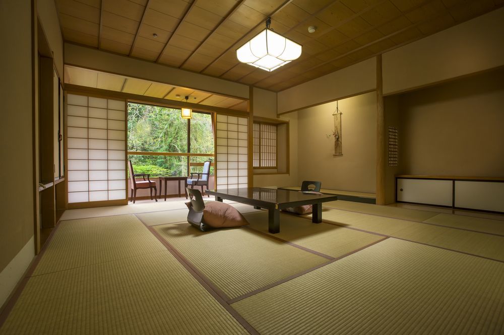 Yamanakaonsen Ohanami Kyubei Kaga  Exterior photo